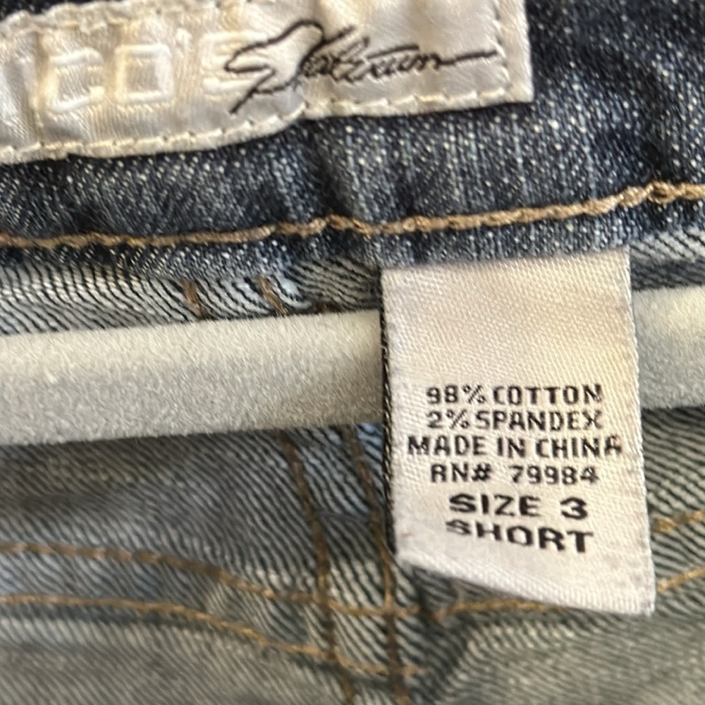 Chicos Short Platinum Denim Jeans Size 3/Large/Short - Picture 6 of 10